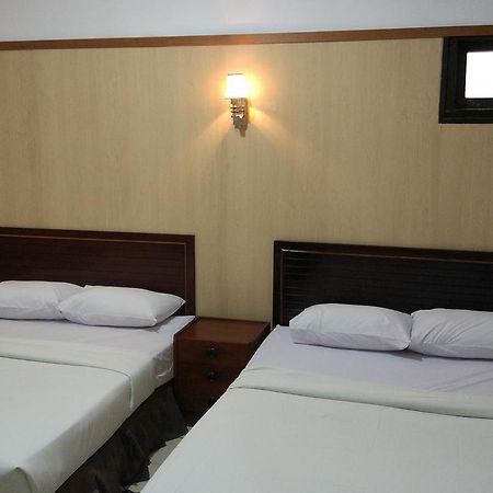 Hotel Jelita Parahyangan Bandung Exterior photo