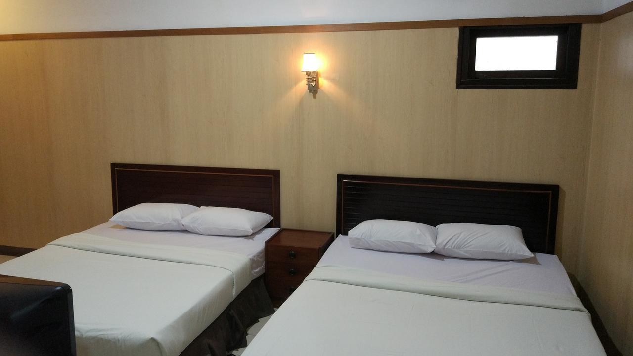 Hotel Jelita Parahyangan Bandung Exterior photo